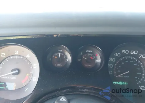 1996 Buick Riviera z USA, uszkodzony, nr VIN 1G4GD2215T4710279